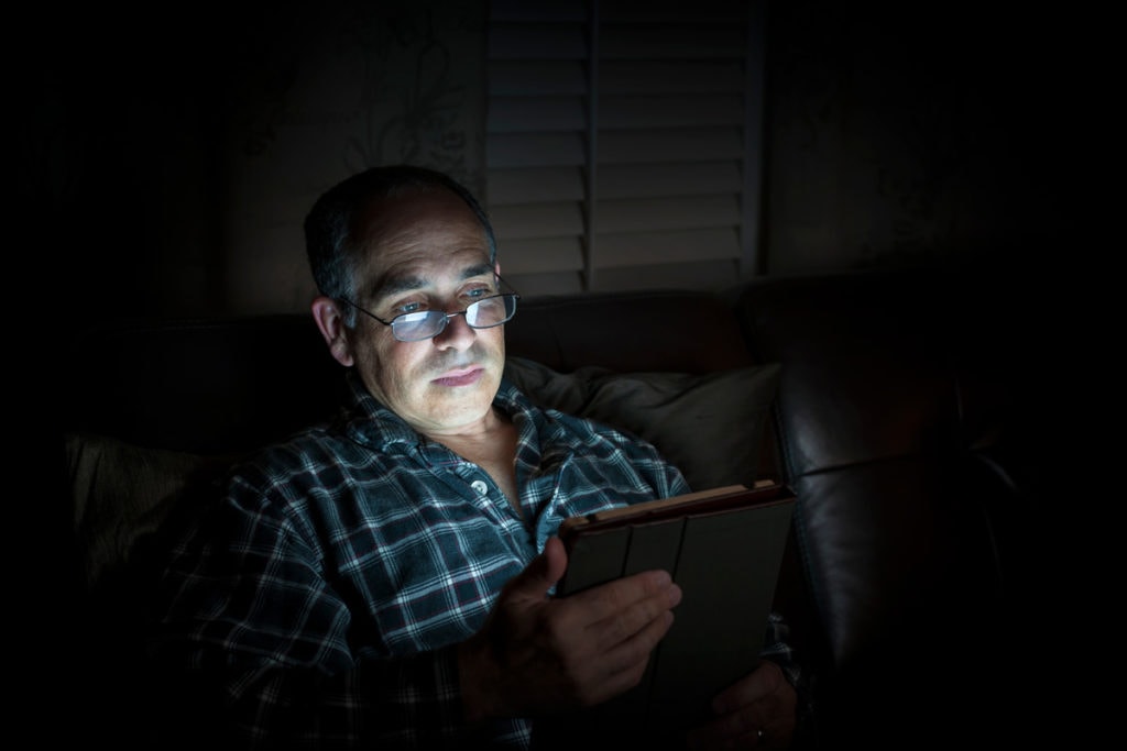 reduce electronics sleep tips sleep hygiene snore md 1200pxw
